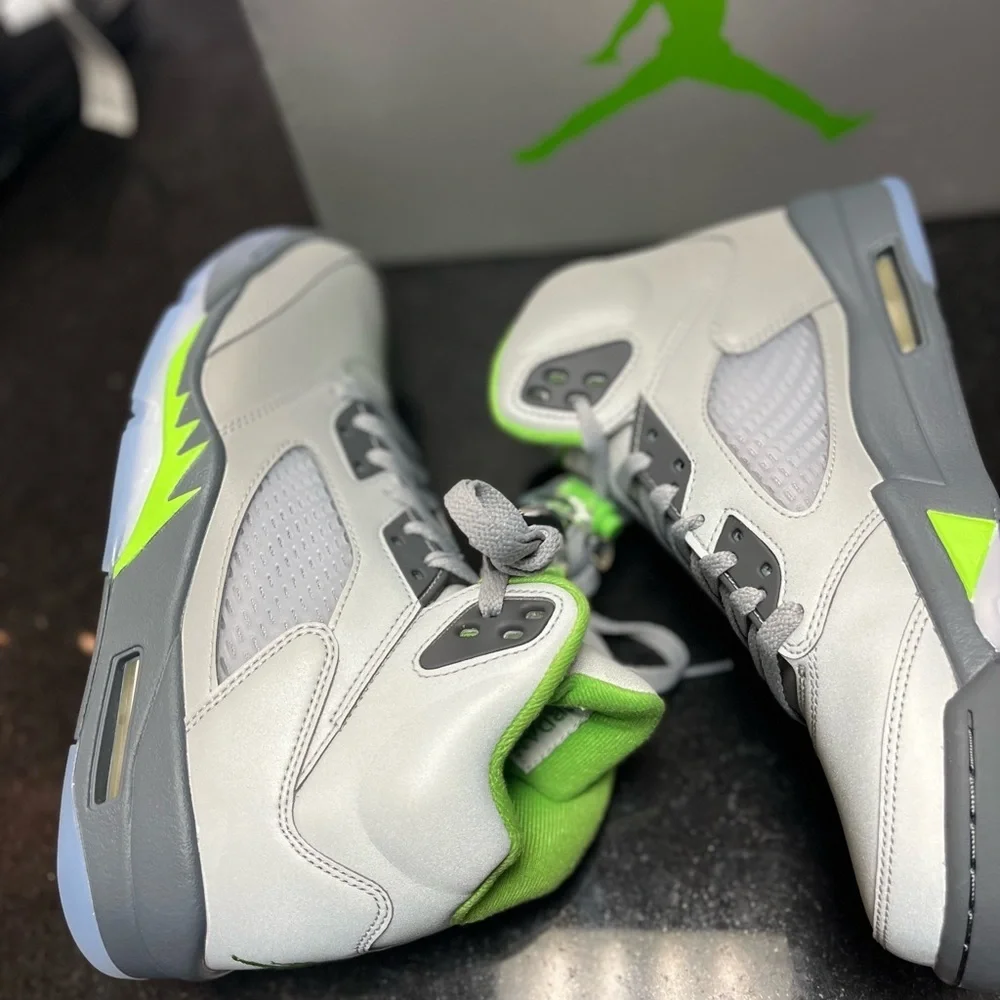 JORDAN 5 RETRO 'GREEN BEAN' 2022